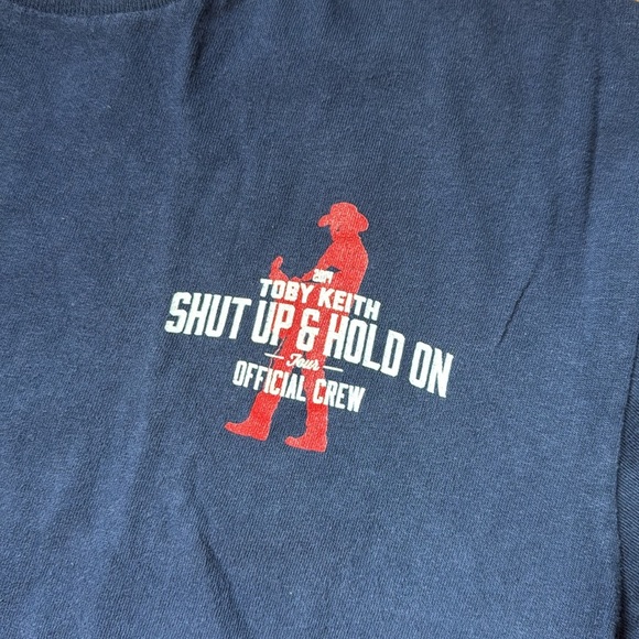 Toby Keith Official Crew “Shut Up and Hold On Tour” - Picture 3 of 4